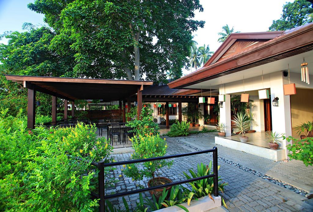 Hotel Tropika Davao City Exteriér fotografie