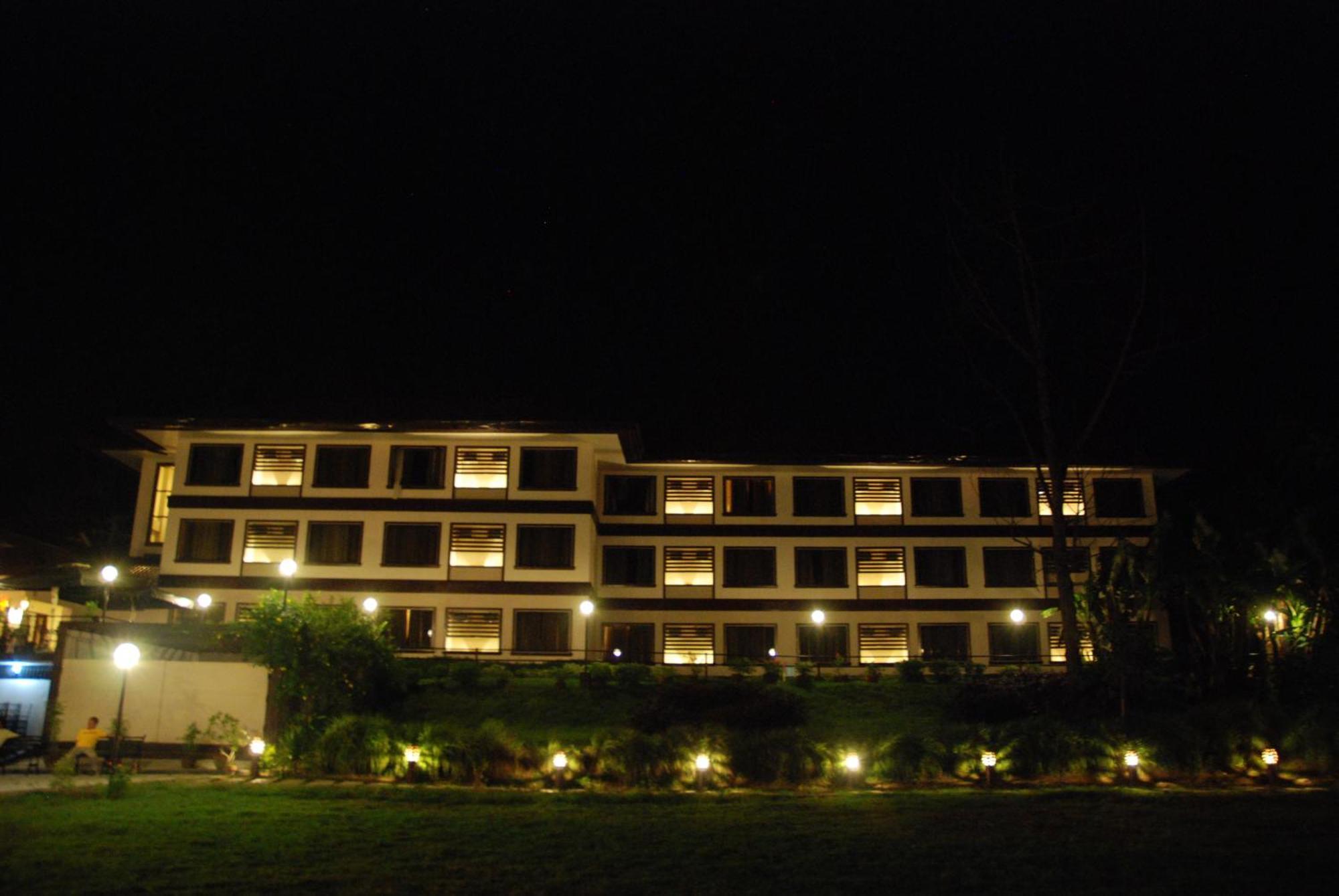 Hotel Tropika Davao City Exteriér fotografie