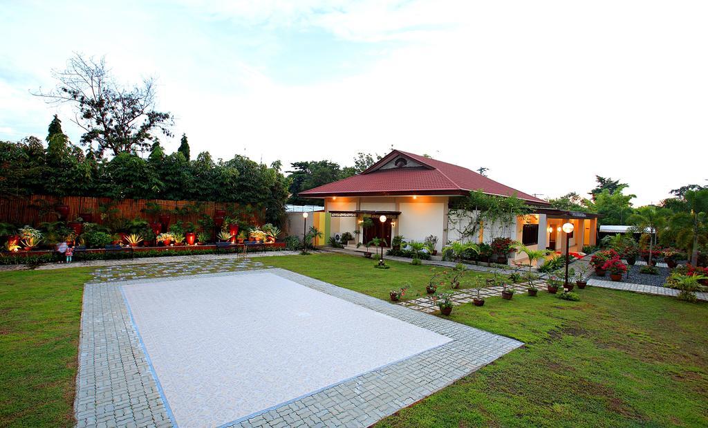 Hotel Tropika Davao City Exteriér fotografie