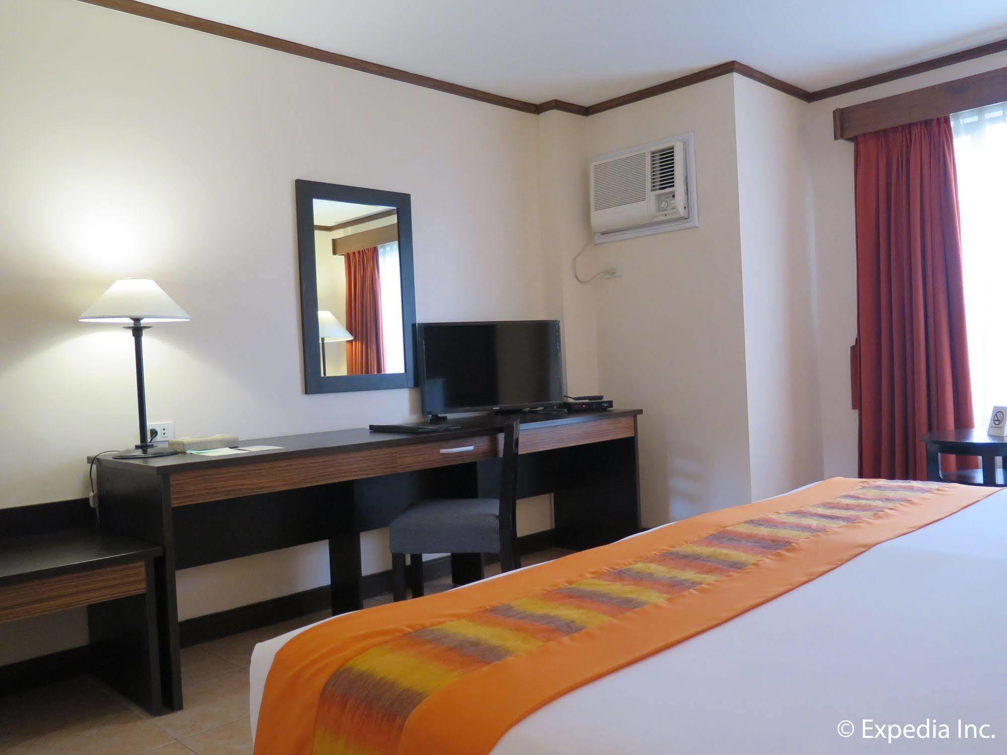 Hotel Tropika Davao City Exteriér fotografie