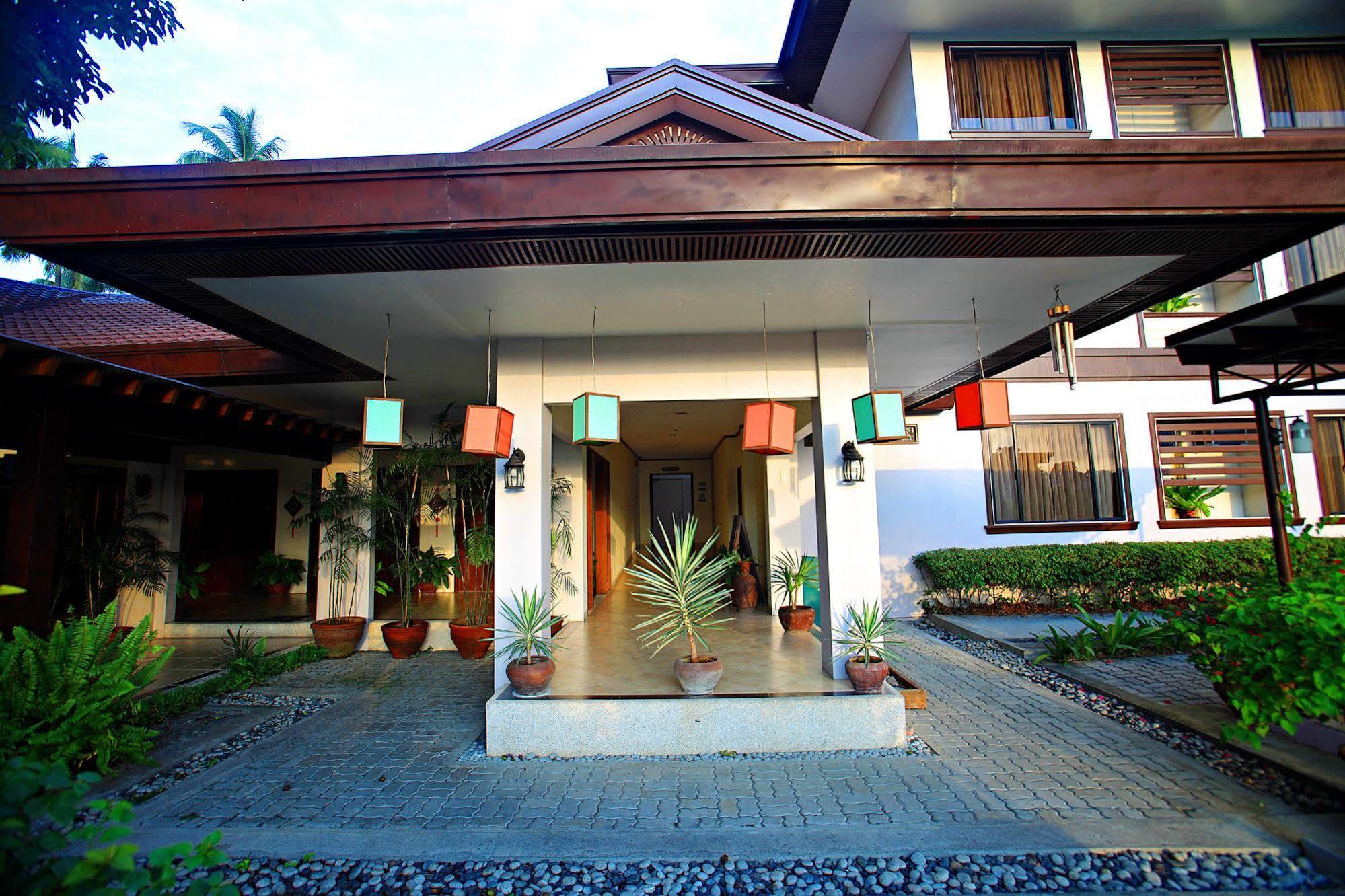 Hotel Tropika Davao City Exteriér fotografie